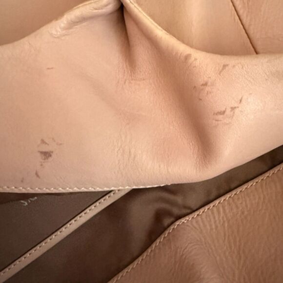 Tod's CS24 Beige Tote Bag - Picture 10 of 16